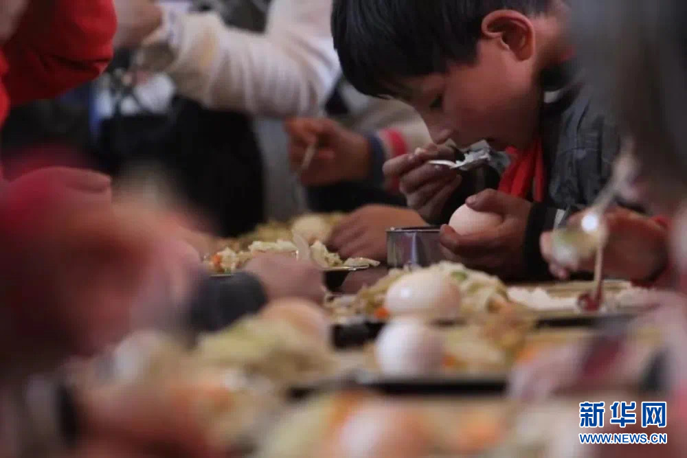 十年!阳光照进山区孩子们的心田