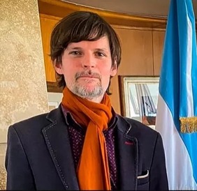 阿根廷驻华大使萨比诺·瓦卡·纳尔瓦贾：_fororder_阿根廷