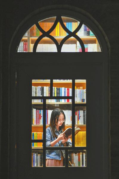 （转载）发展“夜间经济” 打造成都“不夜城”