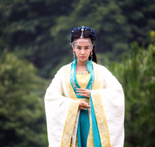 古装科幻宫廷剧《天泪传奇之凤凰无双》正在热播中,自首播以来,网