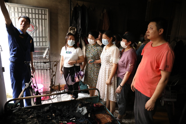 江西大余消防救援大队:为民办实事 小型火灾事故现场变成警示教育会 江西大余消防救援大队:为民办实事 小型火灾事故现场变成警示教育会_fororder_图片6