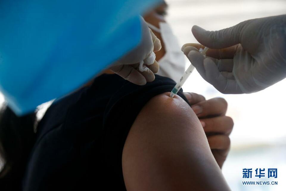 通讯：中国疫苗助柬埔寨建立免疫防线