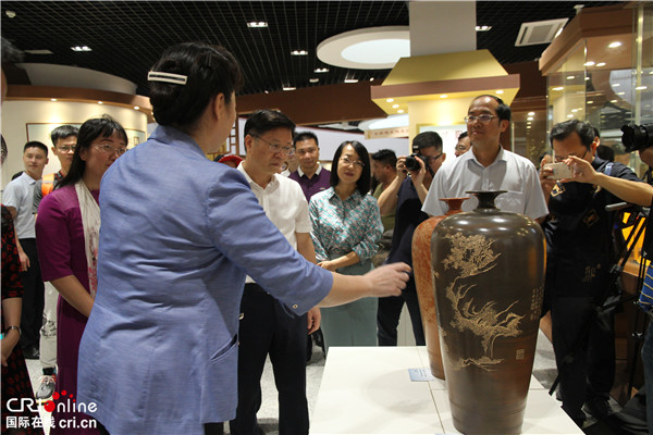 一炉窑火映千年  第二届中国四大名陶展在广西钦州举办