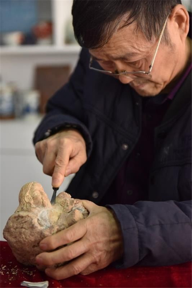 济南城市名片——济南市级非遗历山根雕_fororder_微信图片_20210607125649