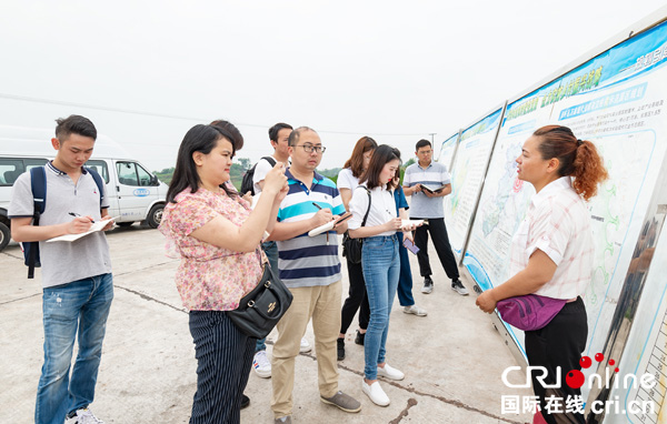 图片默认标题_fororder_2媒体记者采访现场（摄影-廖志全）