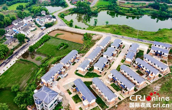 图片默认标题_fororder_4建设中贡井区桥头镇永顺村新农村（摄影-廖志全）