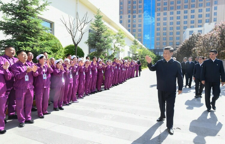 习近平赴青海考察调研