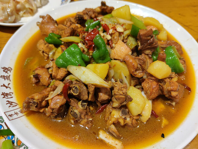 【新疆へ行こう④　バザール内の夜市グルメ】_fororder_美食4