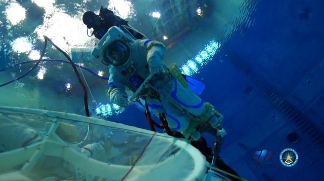 中国の宇宙飛行士の訓練が大公開に_fororder_1-1