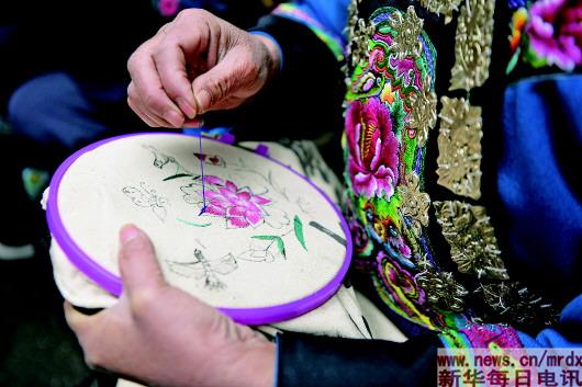 ミャオしゅうからチベットじゅうたんまで、伝統文化には魅力がいっぱい