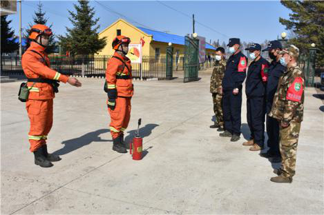 【OK】（急稿）【黑龙江】【供稿】黑河市森林消防支队走进驻地多个单位普及灭火技能