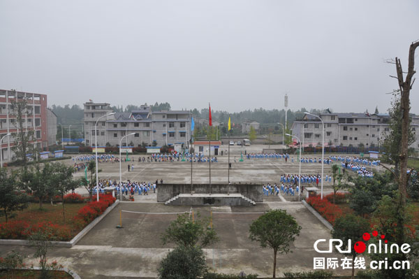 图片默认标题_fororder_学生课间操。摄影--张清锐