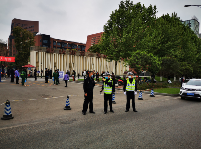 【OK】【重庆高新公安分局供稿】“你复学 我护航” 重庆高新警方开启强力护学模式