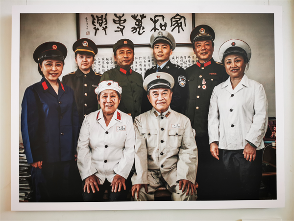 湖北省公安厅举办庆祝建党100周年书法美术摄影展_fororder_图片3