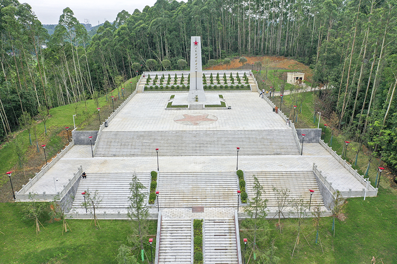 眉山青神县举办红色西山研学教育基地集中采访活动_fororder_烈士陵园-摄影-赵莹