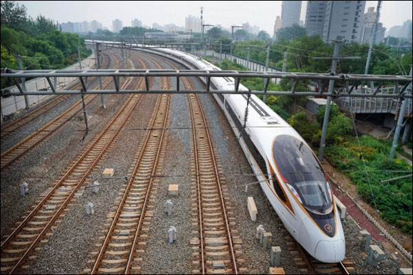 ทางรถไฟความเร็วสูงปักกิ่ง-เซี่ยงไฮ้รองรับผู้โดยสาร 1,350 ล้านคนในช่วง 10 ปีมานี้_fororder_20210623jhgt