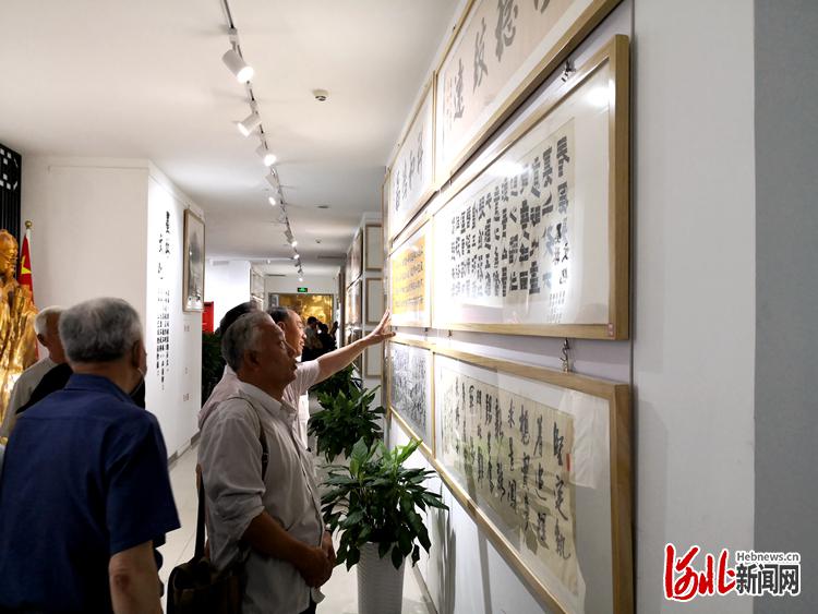 庆祝中国共产党成立100周年大型书画展在河北石家庄开幕