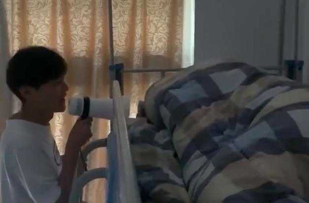 早起き協会が会員にモーニングコール・サビース＝西安建築科技大学_fororder_21121