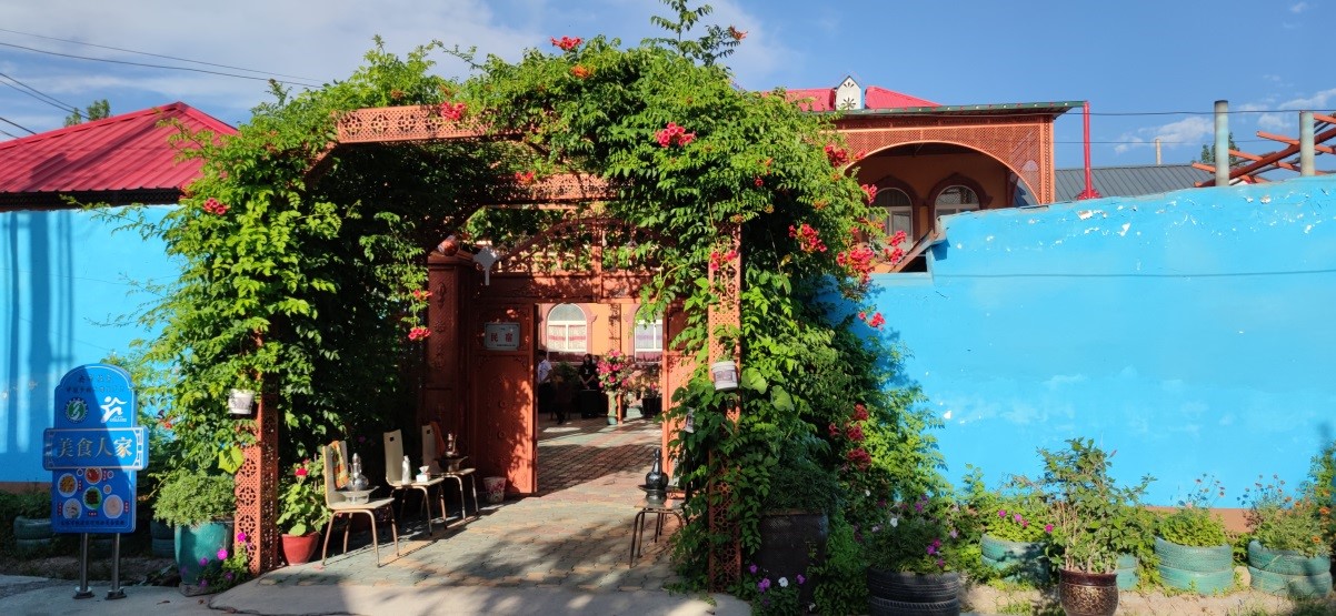 【新疆へ行こう ウイグル民族色溢れる民宿レストラン】_fororder_XJ1