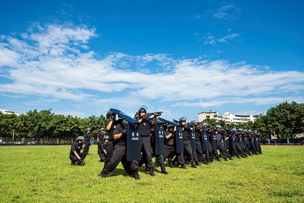 德阳警方大力推动公安队伍四化建设