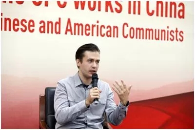新时代还会有新斯诺吗?听听中美共产党员的对话