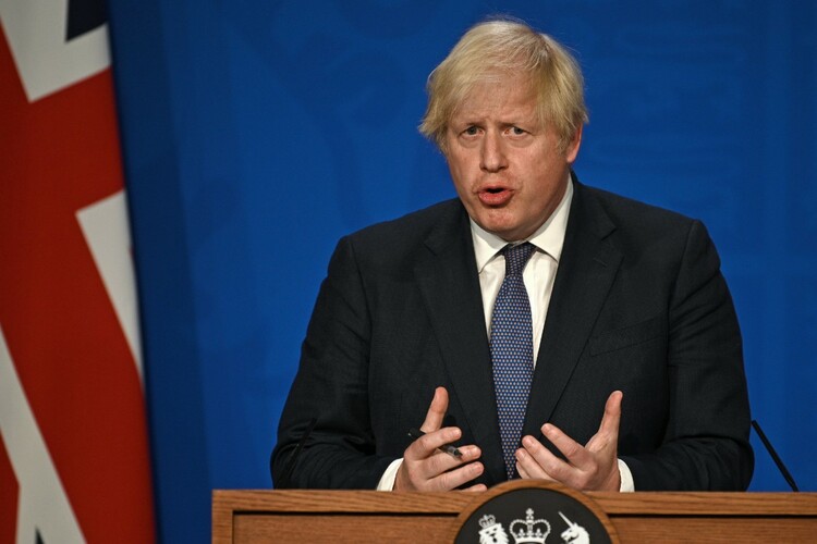 环球深观察丨一场球赛,揭开英国多少人权疮疤