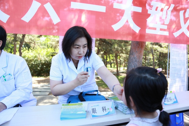 沈阳市儿童医院举办“儿童健康促进年”“六一”大型义诊活动