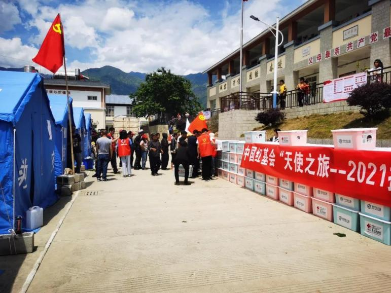 风雨面前 携手同行  中国红十字基金会紧急启动“天使之旅-驰援河南洪灾行动”_fororder_图片21