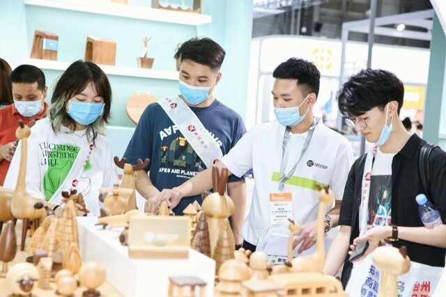 第10届上海尚品家居展开幕 以“中国质造”驱动家居产业新增长 第10届上海尚品家居展开幕 以“中国质造”驱动家居产业新增长