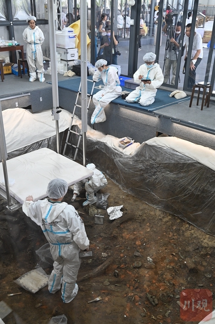 (转载)“火眼金睛”助力三星堆考古 丝绸残留物就是它发现的