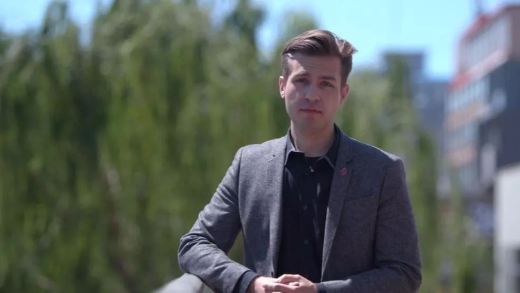 新时代还会有新斯诺吗?听听中美共产党员的对话