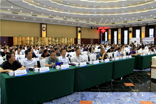 中国县域矿业绿色高质量发展百人论坛在榆林榆阳召开