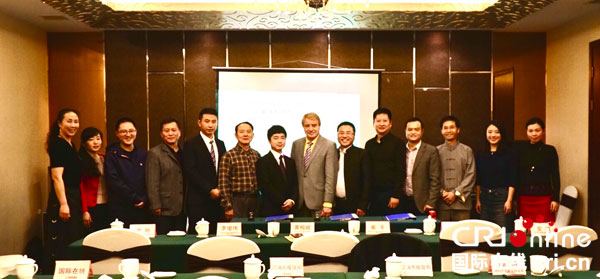 图片默认标题_fororder_签约仪式现场摄影徐建华