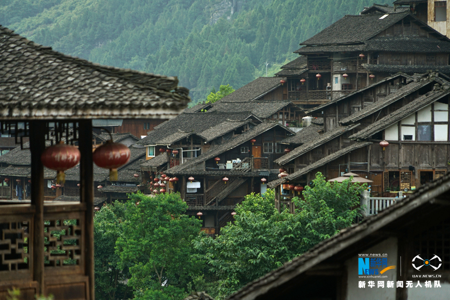 【城市远洋】乌江边的千年古镇:绿水青山里的“世外桃源”