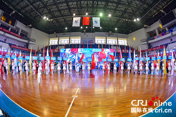 图片默认标题_fororder_自贡市第十三届运动会闭幕式现场（摄影-廖志全）