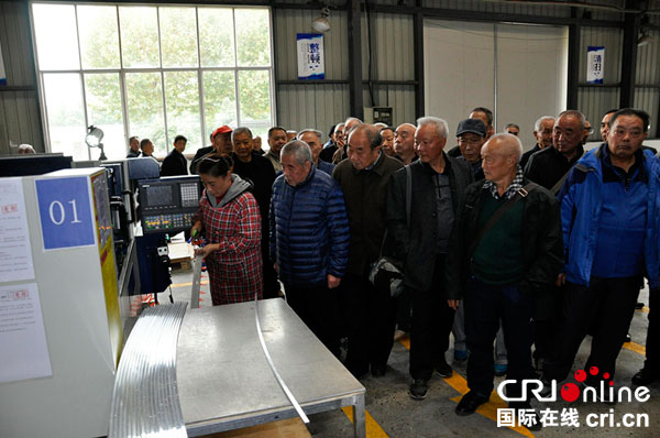 图片默认标题_fororder_参观工业区1