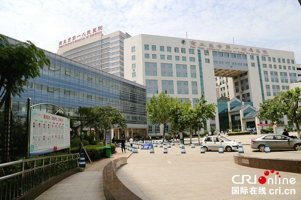 Medical Staff of the Shangqiu First People's Hospital Try to Save a Hard-Pressed Patient