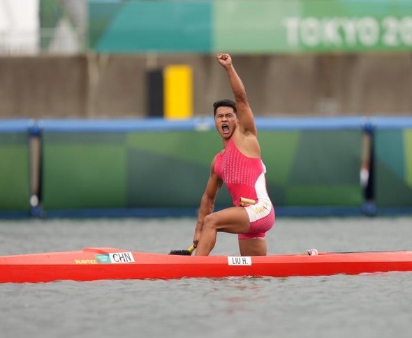 皮划艇静水男子1000米单人划艇：中国选手刘浩获得银牌
