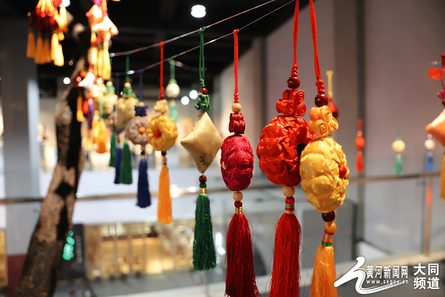 指尖艺术绽光彩 三晋巧娘展风姿_fororder_5