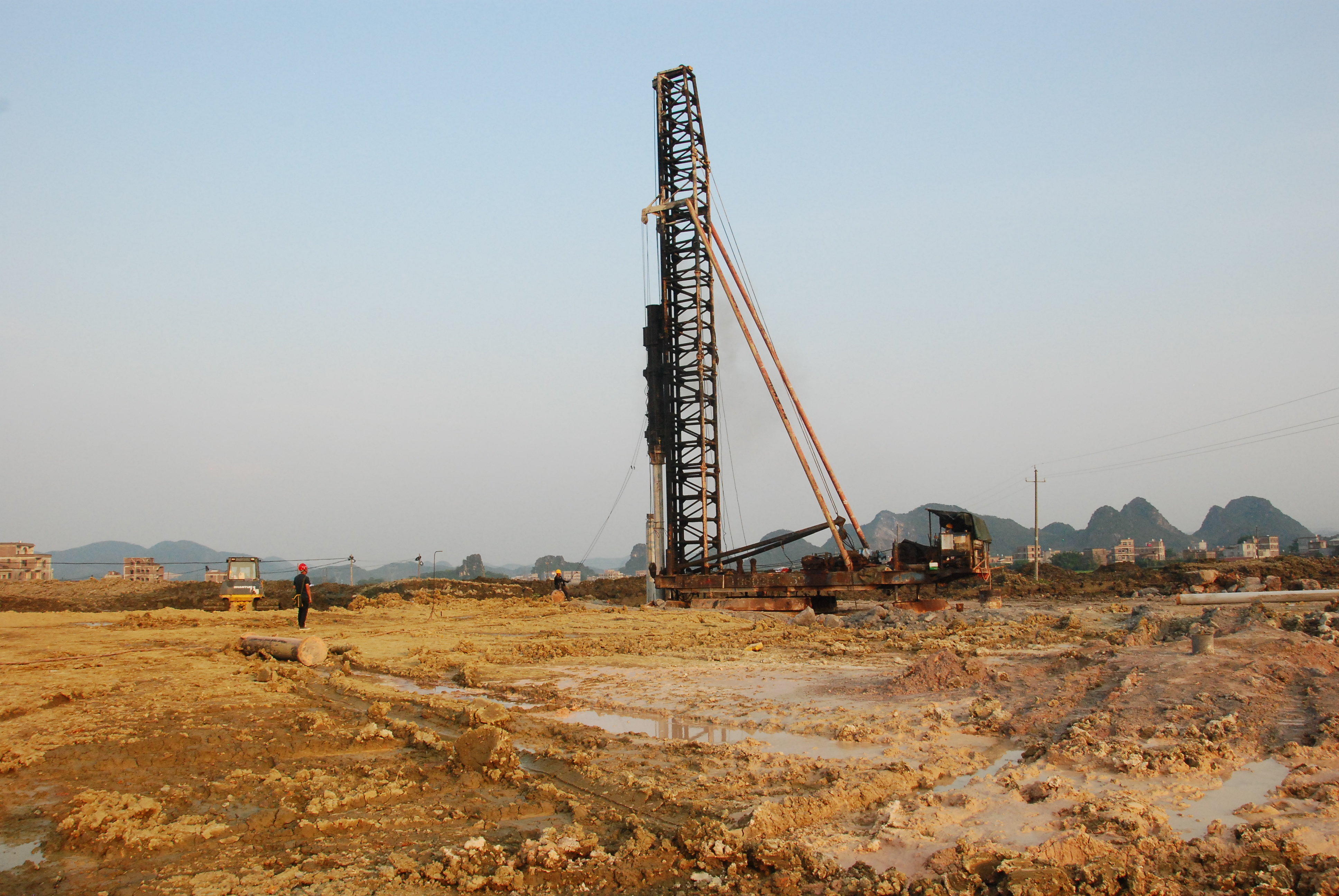 【OK】南玉铁路项目正式进入大临设施全面施工阶段