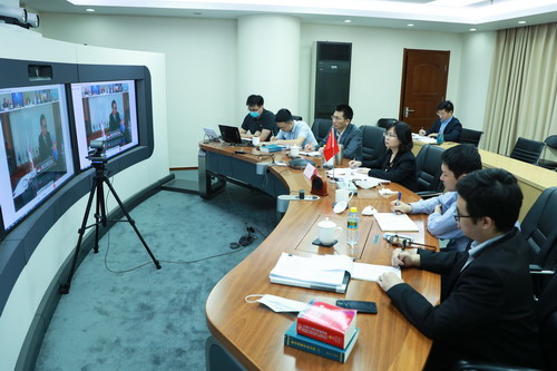 王毅:排除外来干扰和疫情障碍,共同维护南海和平稳定 王毅:排除外来干扰和疫情障碍,共同维护南海和平稳定_fororder_2021年7月5日,落实《南海各方行为宣言》第31次联合工作组会议以视频方式举行