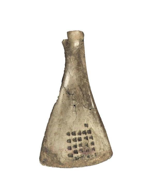 妇好墓出土文物展出 呈现殷商王后允文允武一生