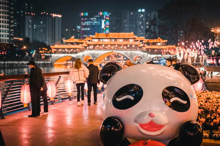 成都武侯 "夜经济"火爆出圈_fororder_成都市武侯区夜经济场景--供图