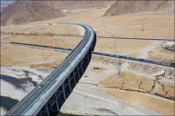 เครือข่ายการคมนาคมในทิเบตของจีนดีขึ้นอย่างต่อเนื่อง_fororder_20210810xzjt2