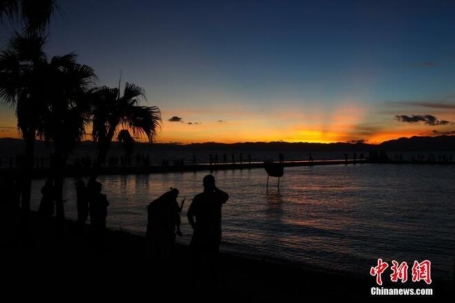 Dianchi Disimbahi Teja_fororder_xy1