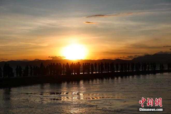 Dianchi Disimbahi Teja_fororder_xy2