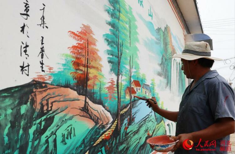 河北广宗：彩绘文化之墙 打造美丽乡村