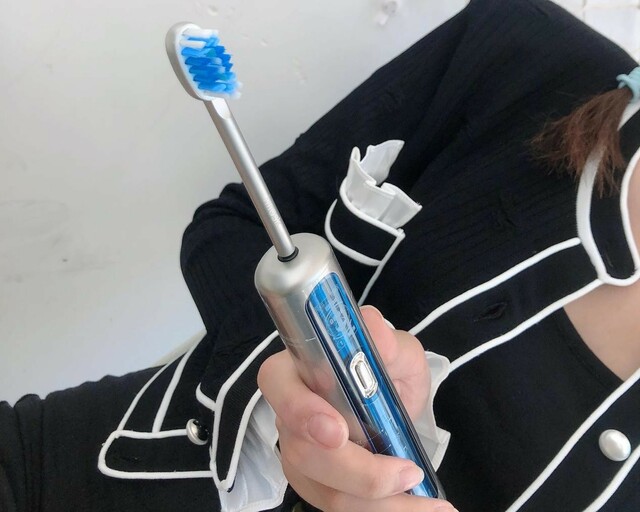 电动牙刷哪个牌子好?奢侈品级高端电动牙刷初体验 电动牙刷哪个牌子好?奢侈品级高端电动牙刷初体验_fororder_2