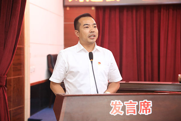 高坪苗族乡先锋村党组织书记李想发言 供图 筠连县委宣传部