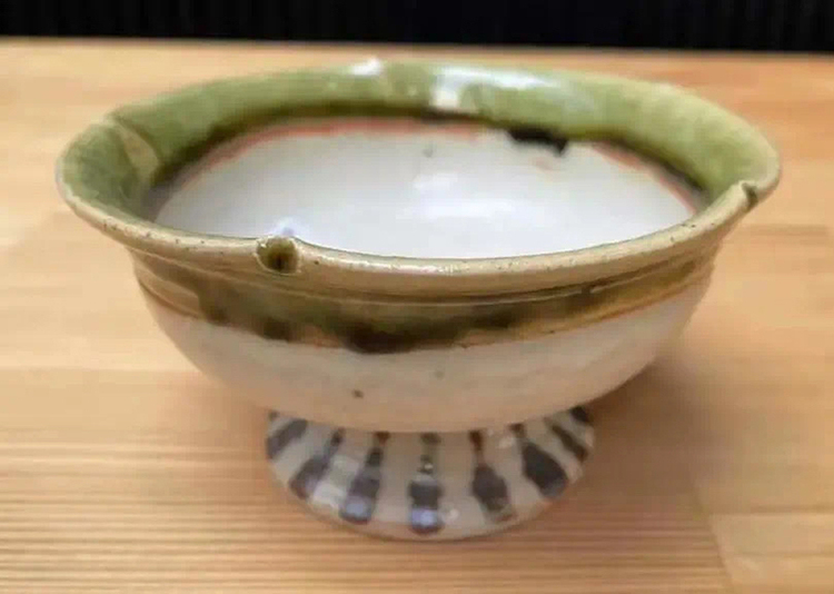 因“陶瓷”结缘 成都邛崃与日本多治见市共同在2021年服贸会上设展_fororder_参展陶瓷作品-供图-邛崃市委宣传部1